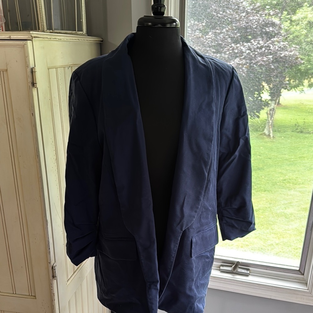 Eloquii NWT Woman’s Career Wear Open Navy Lightweight Blazer